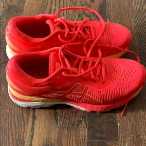 ASICS Gel-Kayano 25, size 8